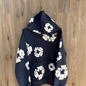 Black Denim Tears Hoodie (Medium) 
%100 Authentic, Brand New (Sealed)